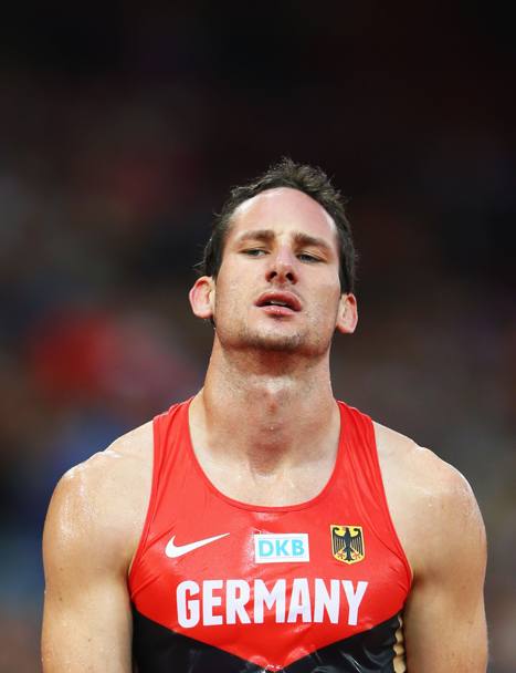 Kai Kazimrek, tedesco, dopo la prova dei 400 nel decathlon da lui vinta. Getty Images
